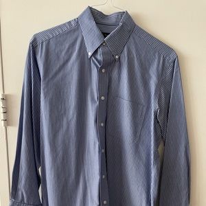 Club room non-iron button down